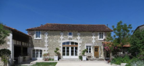 La Grange de Lucie -chambres d'hôtes en Périgord-Dordogne